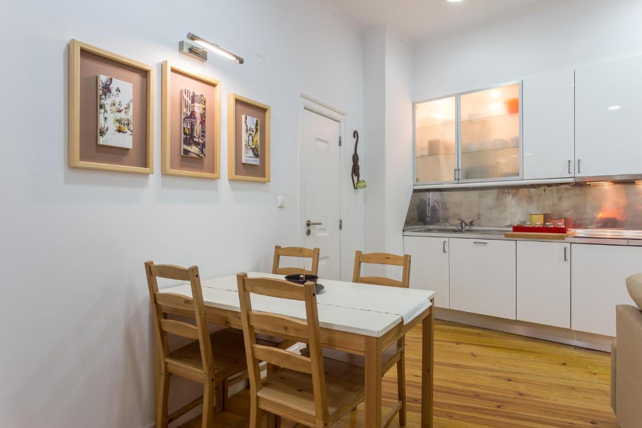 Alfama Comfy Premium Apartment Lisbona Esterno foto
