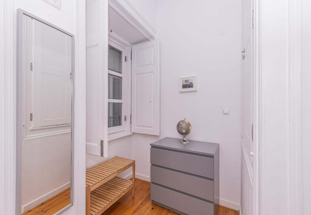 Alfama Comfy Premium Apartment Lisbona Esterno foto