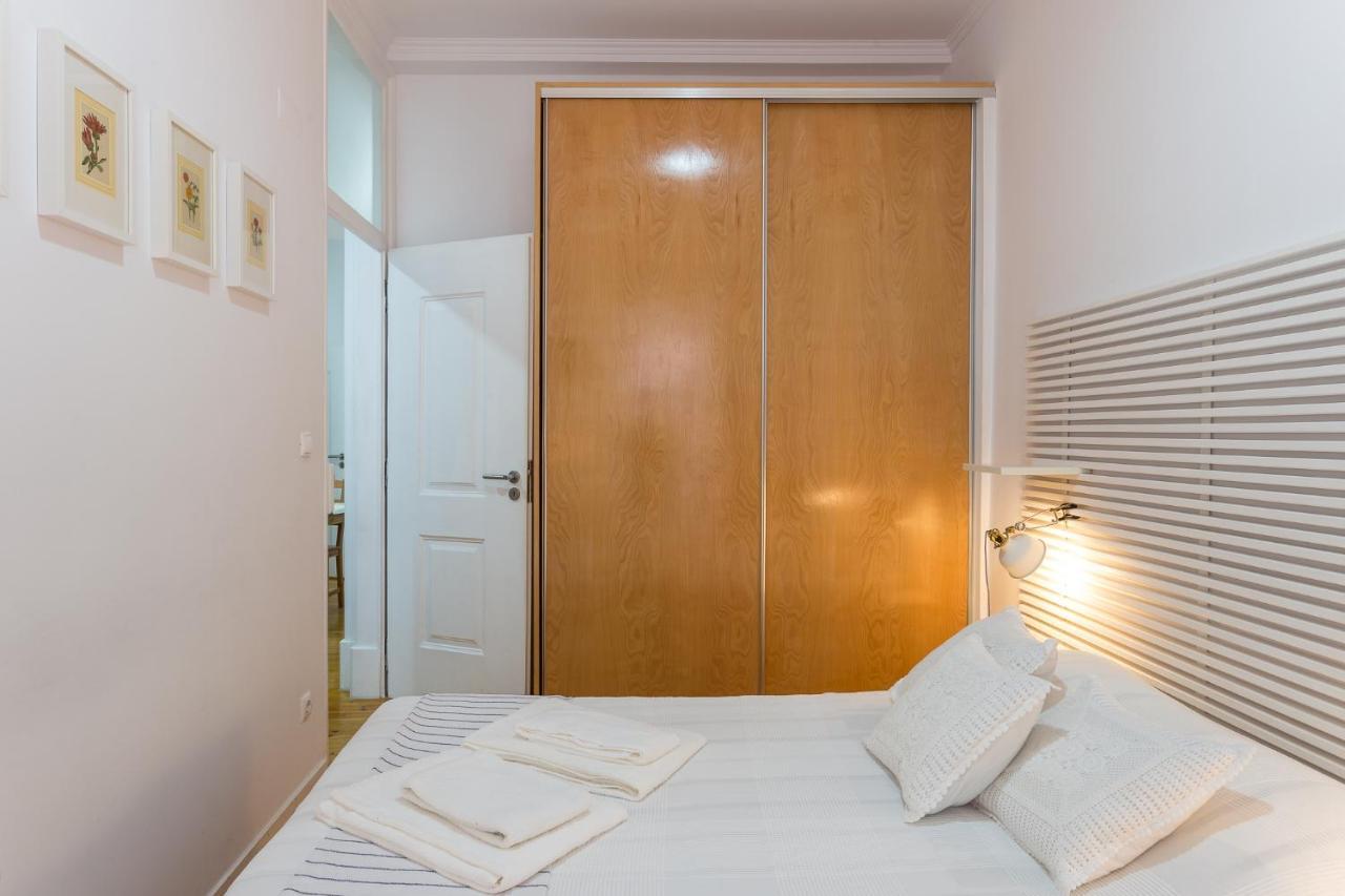 Alfama Comfy Premium Apartment Lisbona Esterno foto