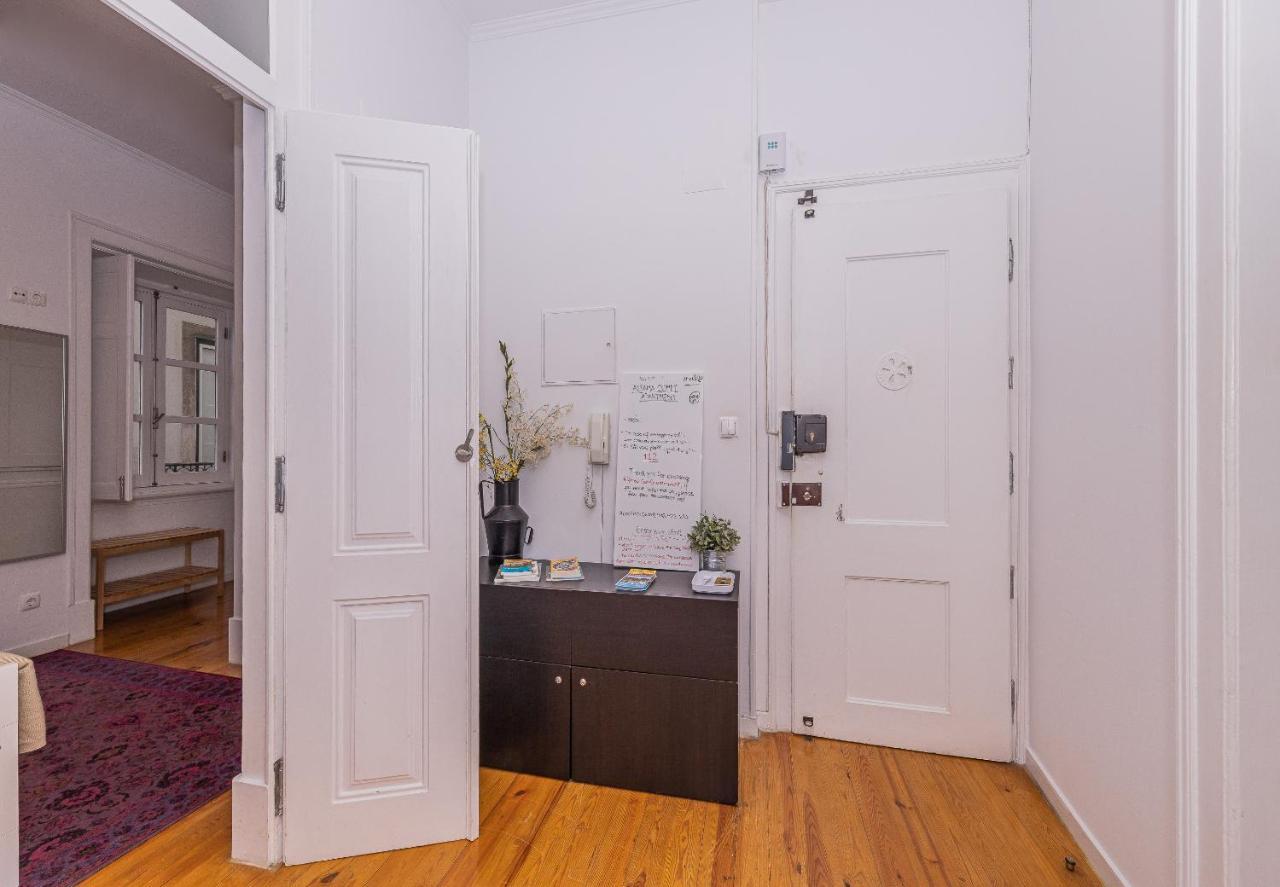 Alfama Comfy Premium Apartment Lisbona Esterno foto