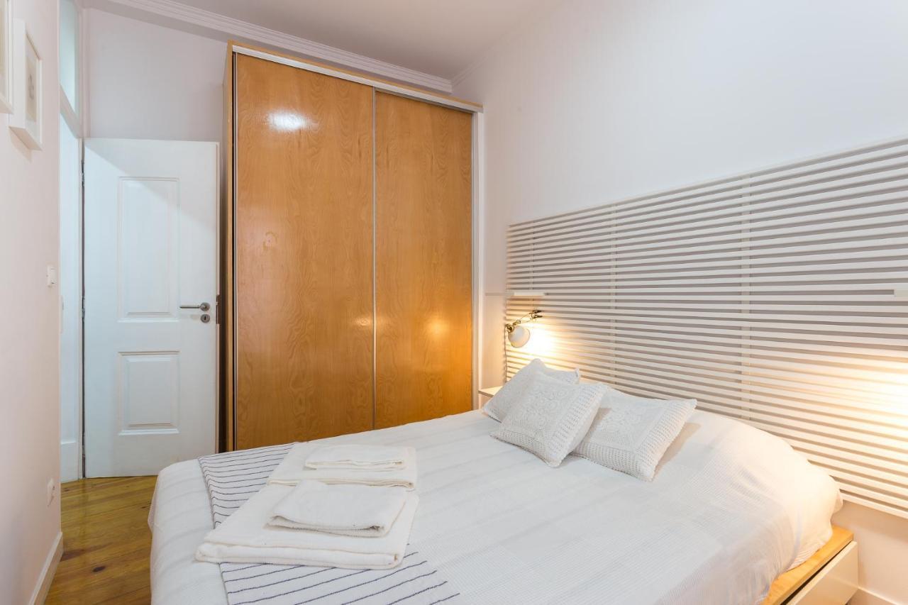 Alfama Comfy Premium Apartment Lisbona Esterno foto