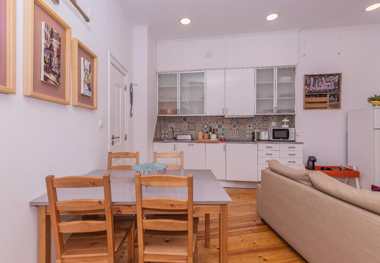 Alfama Comfy Premium Apartment Lisbona Esterno foto